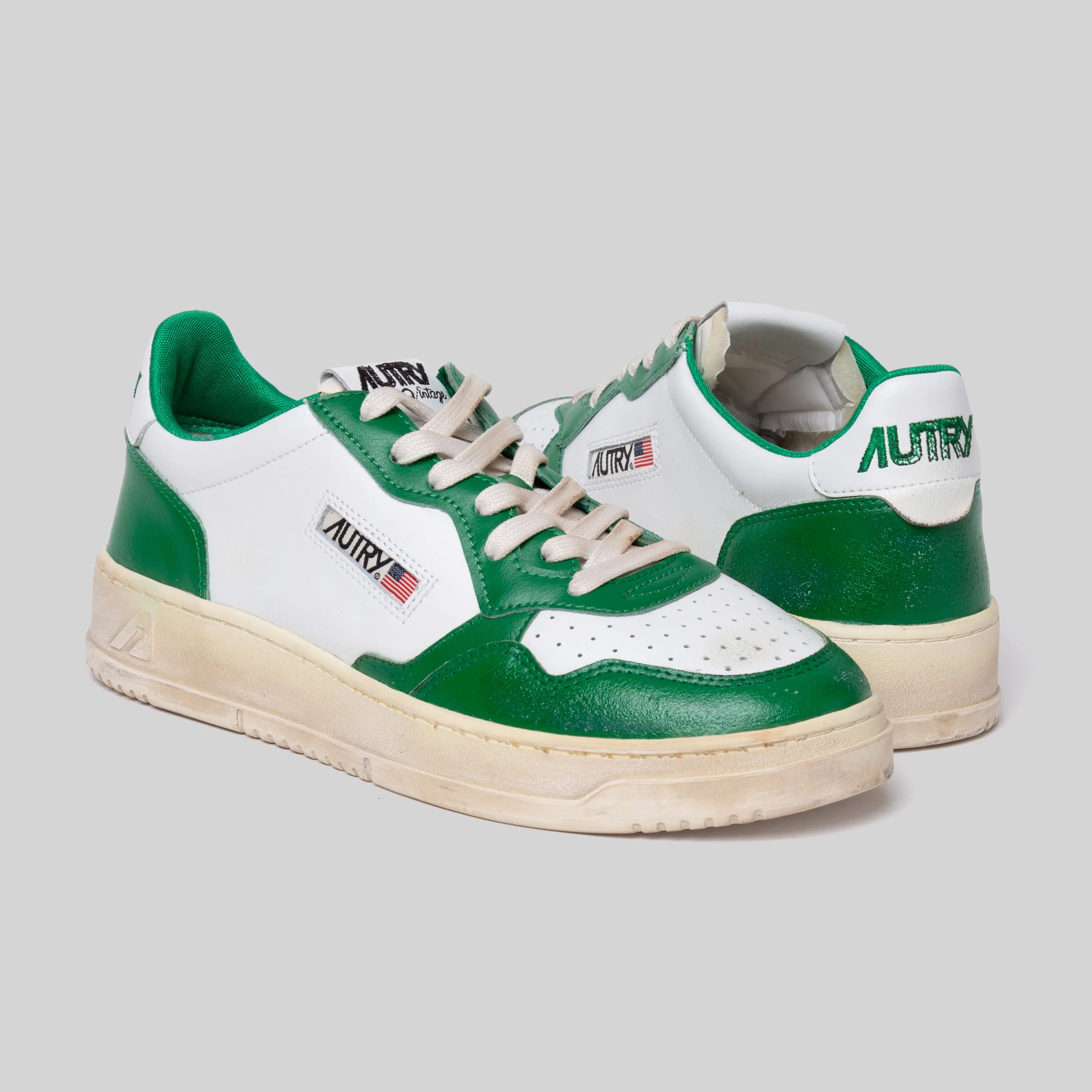 AUTRY SNEAKERS MEDALIST LOW SUPER VINTAGE AVLM-BC 05 