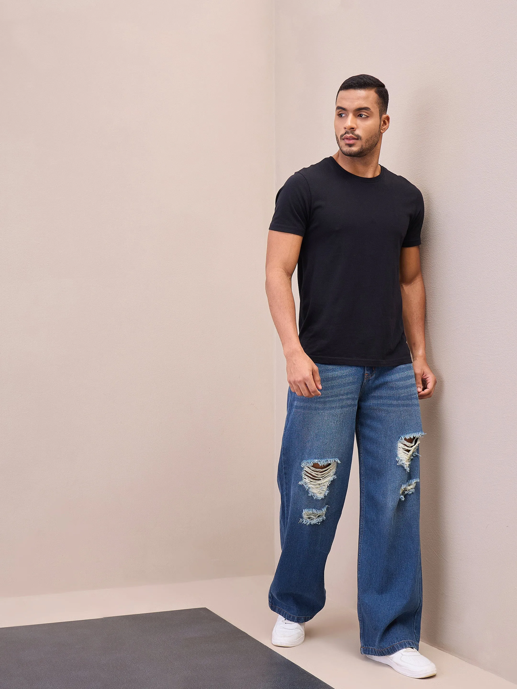 Men Blue Washed Front Distressed Wide Leg Jeans