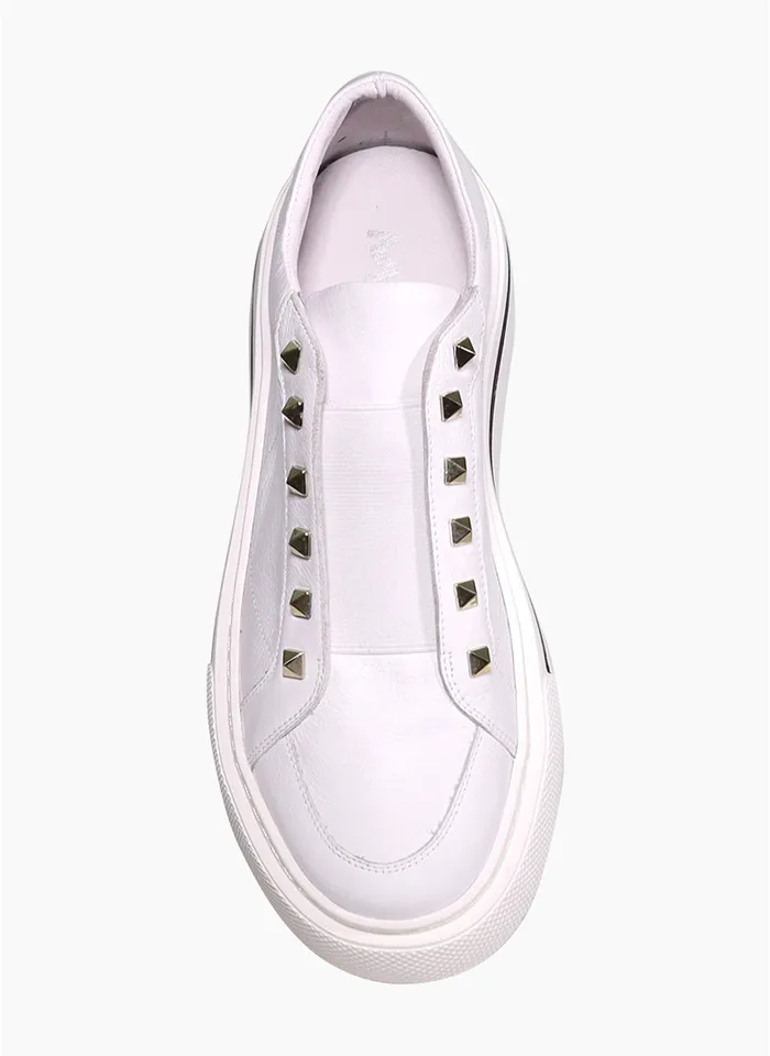 Minx Vino Sneaker