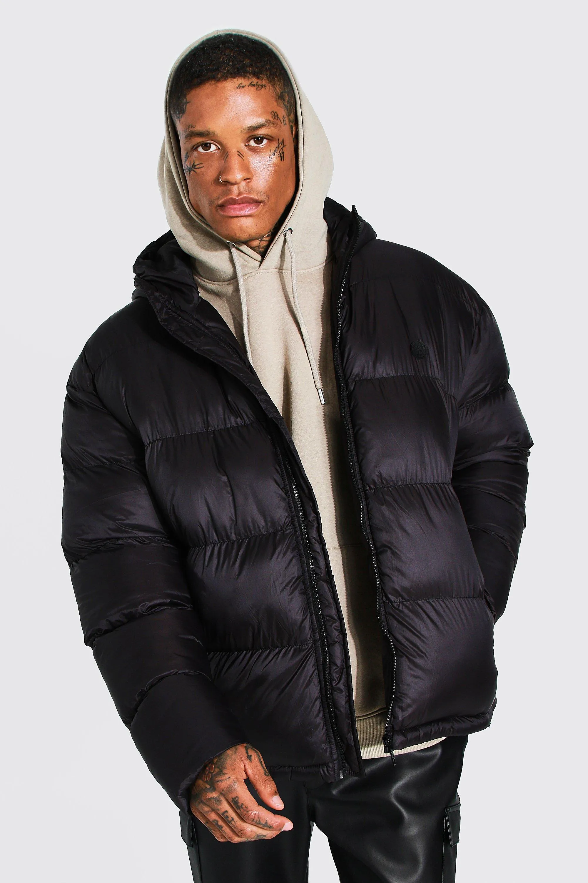 Oversized Man Hanfilled Curved Hem Puffer | boohooMAN UK