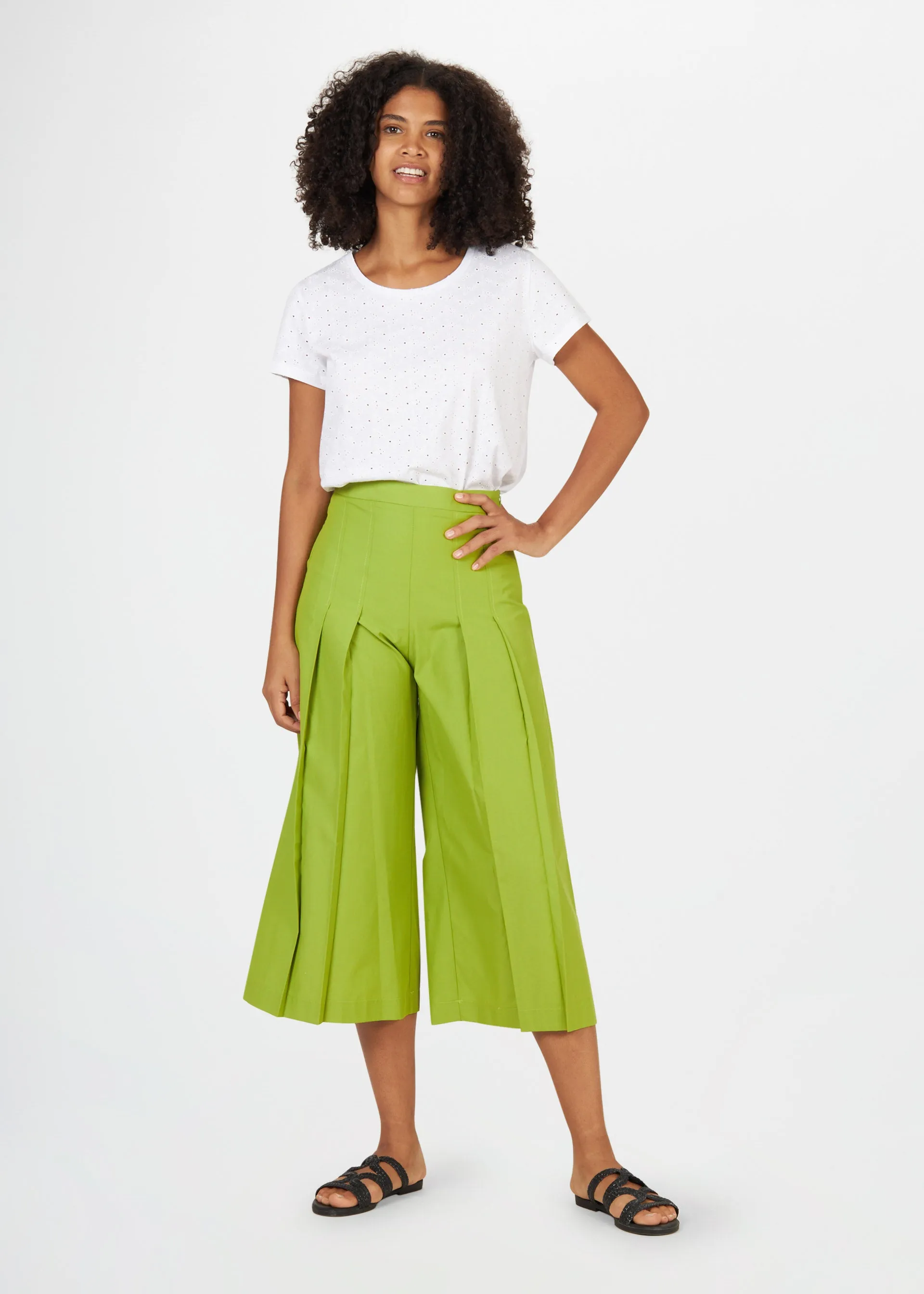 Pantaloni ampi cropped