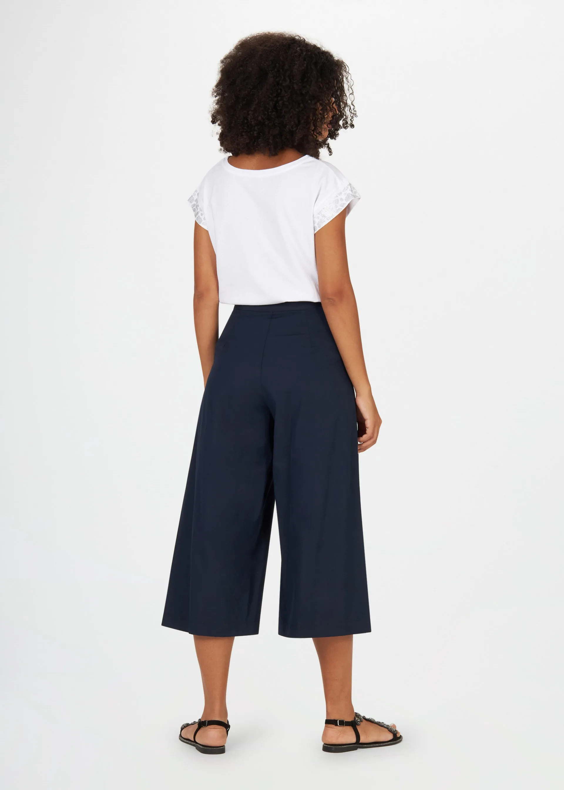 Pantaloni ampi cropped