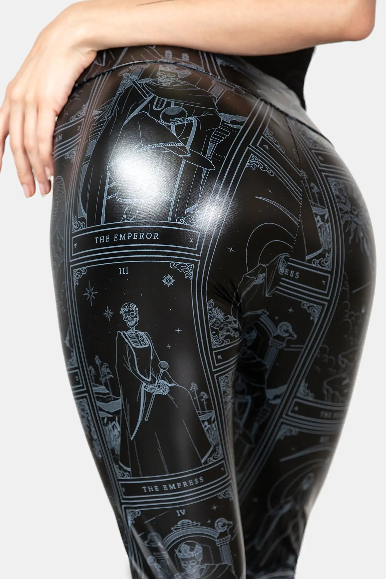 Tarot Leggings Resurrect