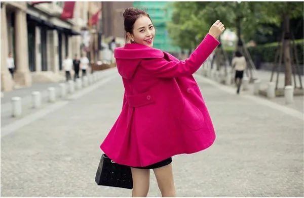 Women's winter coat with fur hood